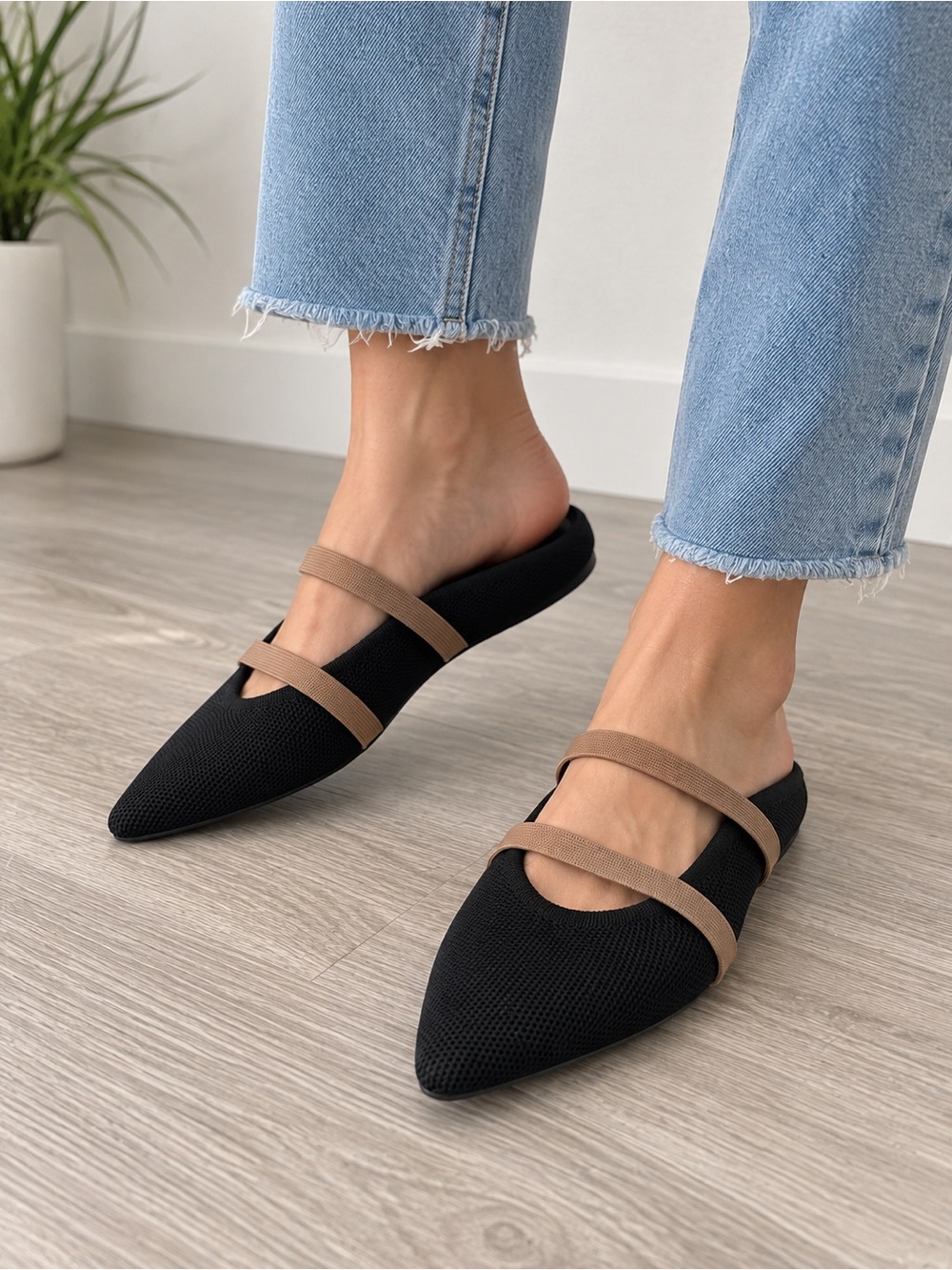 VIVAIA Elle Pointed Toe Double Strap Mules Black Brown, Size 37/6.5